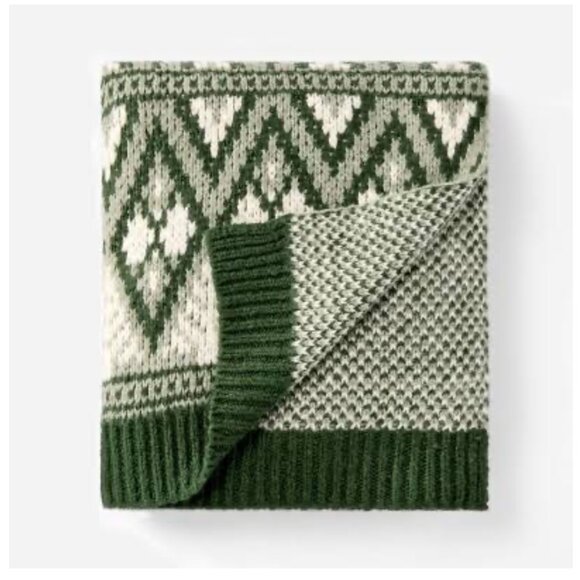 Threshold designed with Studio McGee Knit Fair Isle Throw Blanket Green/Cream - Picture 4 of 4